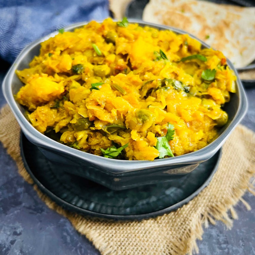 Cabbage Potato Curry in Instant Pot