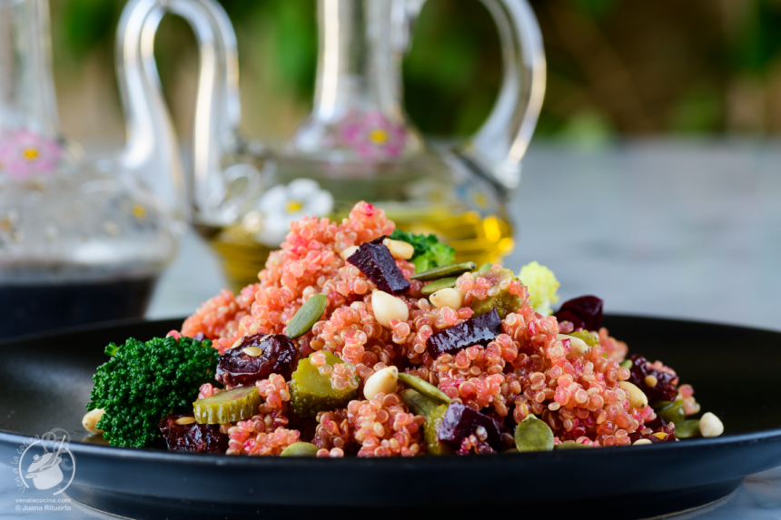 Quinoa salad with beets
