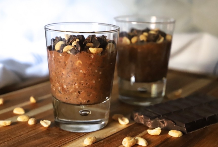 Snickers Overnight Oats