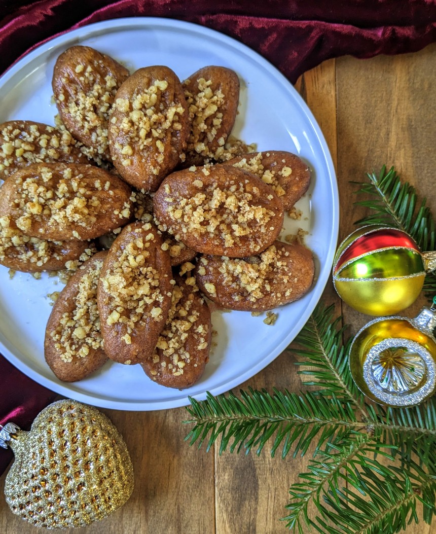 Melomakarona – Greek Christmas Cookies