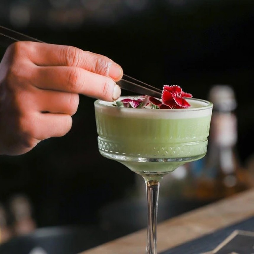 Matcha Martini Mocktail