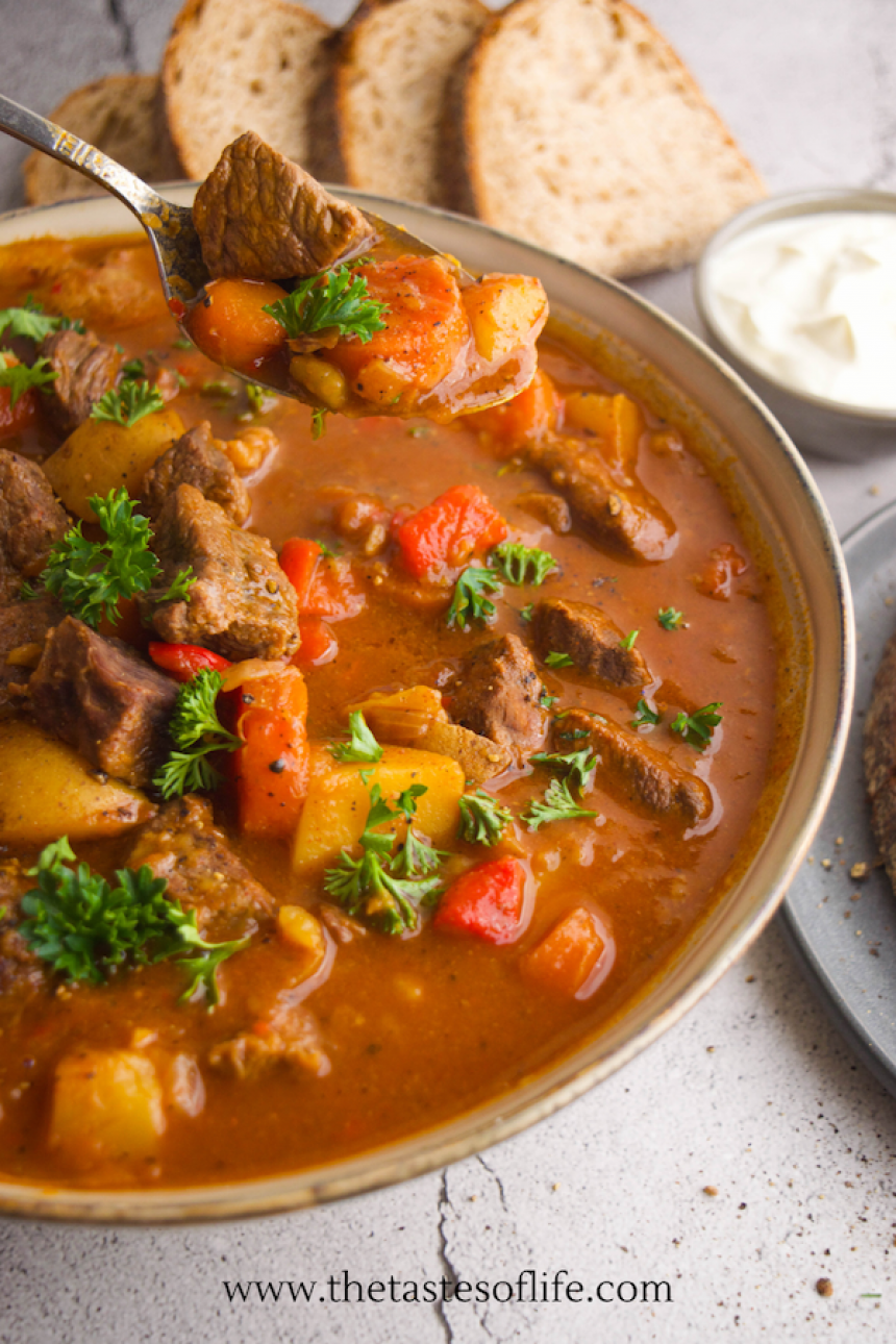 Traditional Hungarian Goulash (Beef Stew...
