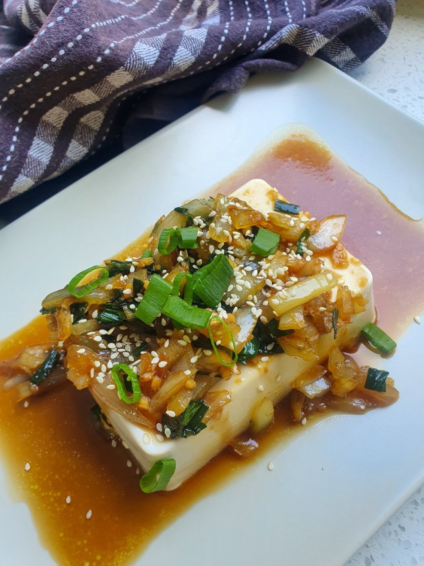 Silken Tofu with Garlic and Onion