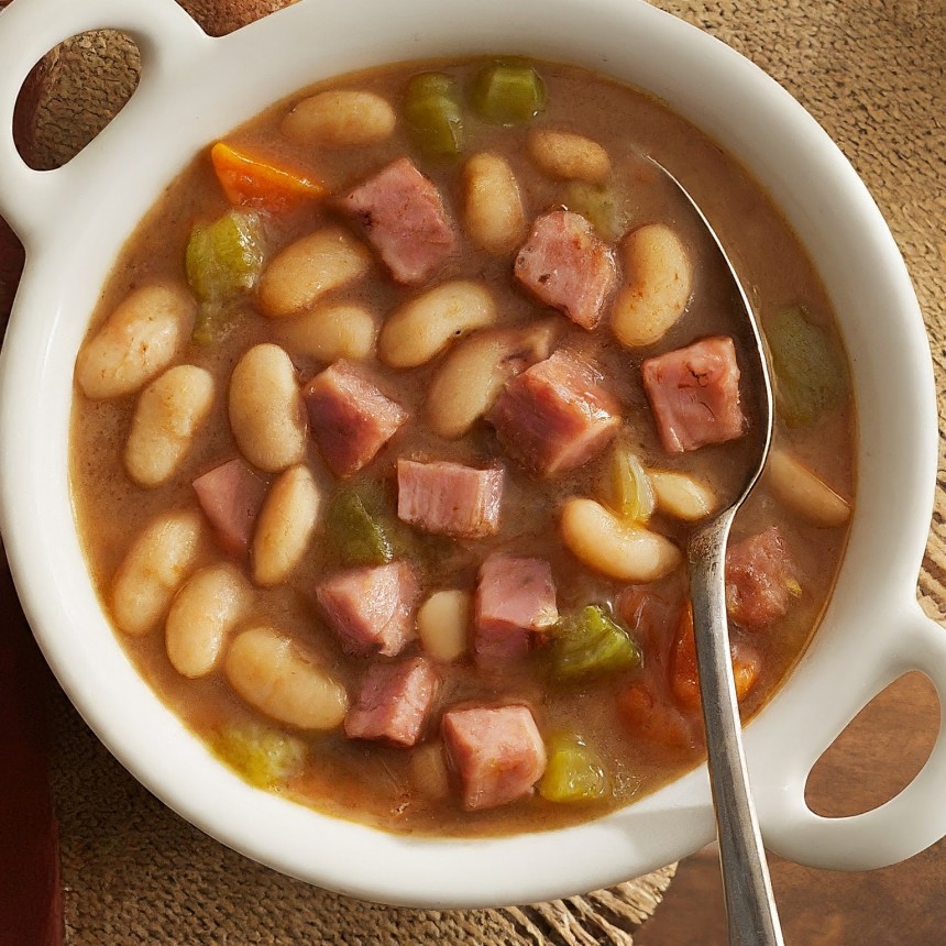 Crockpot Ham and Bean Soup: A Hearty Classic