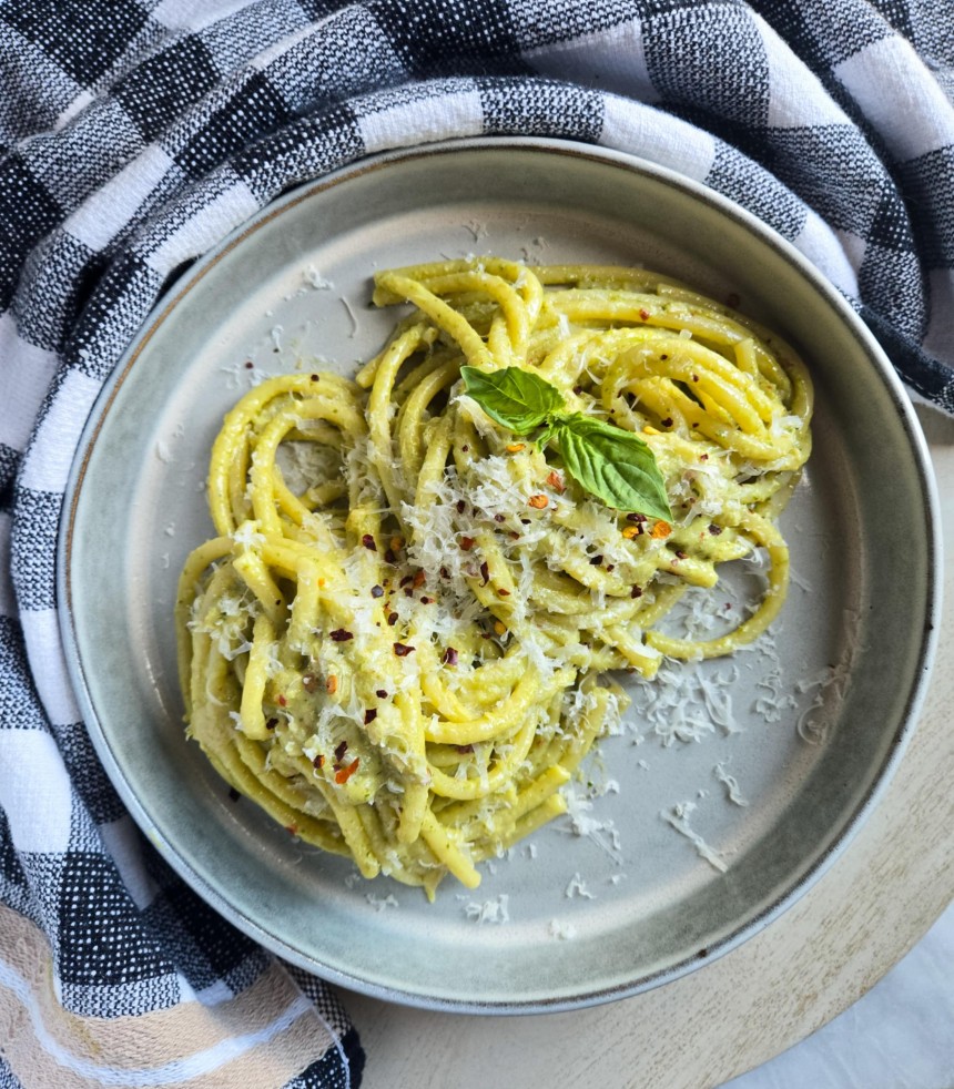 Creamy Pesto Bucatini