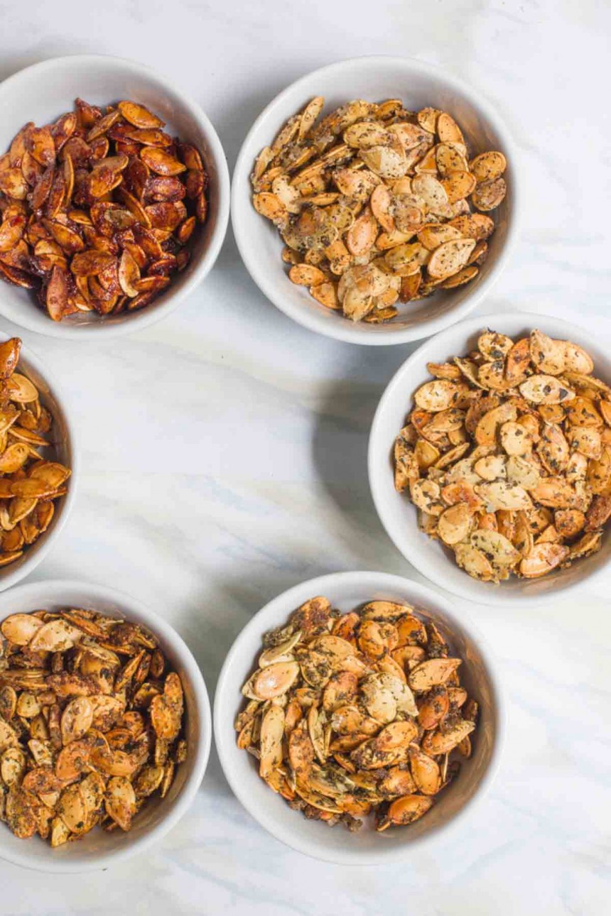Homemade Pumpkin Seeds (Six Flavors)