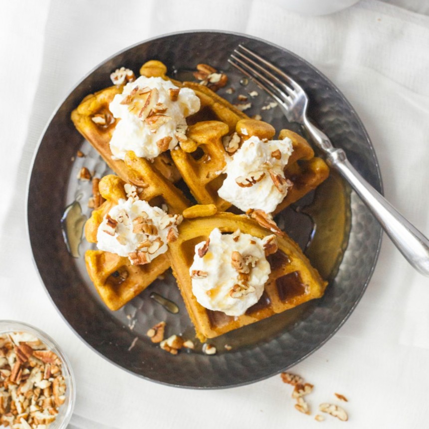 Healthy Pumpkin Waffles