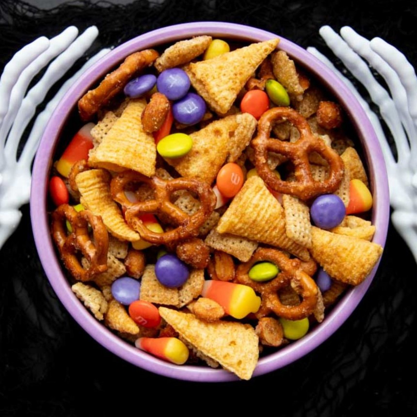 Halloween Chex Mix