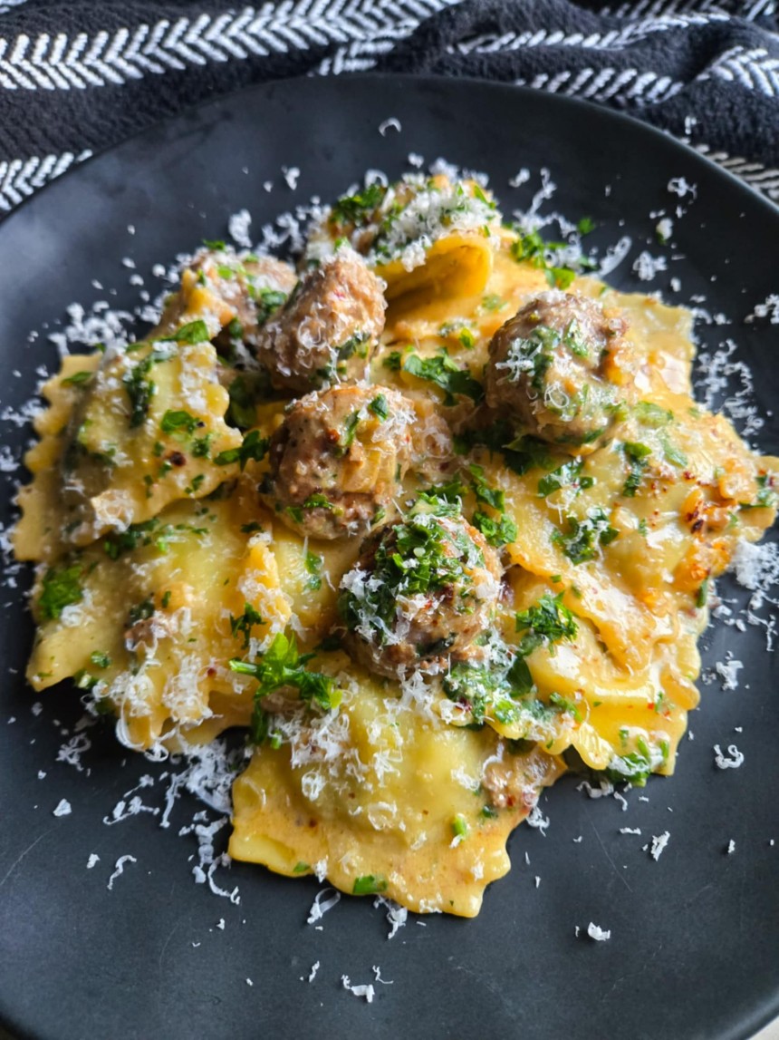 Creamy Ravioli & Meatballs
