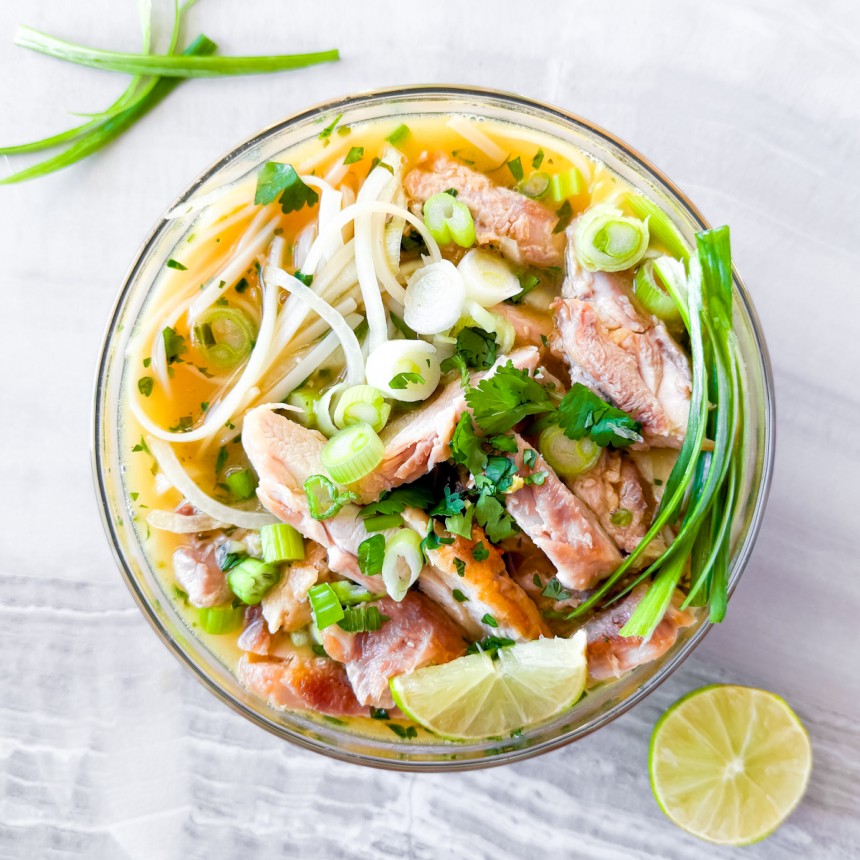 Asian Chicken Noodle Soup (15 Minute Rec...