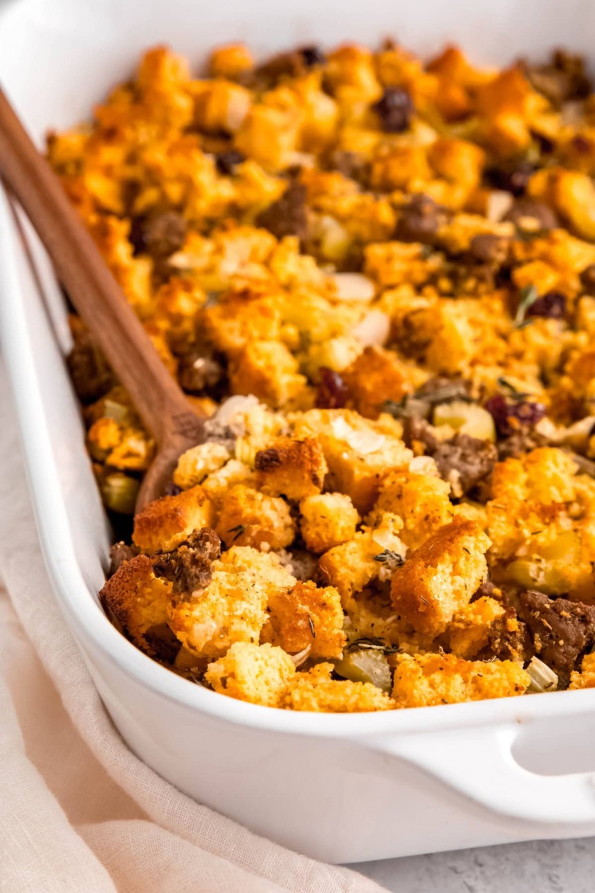 Cornbread and Sausage Dressing