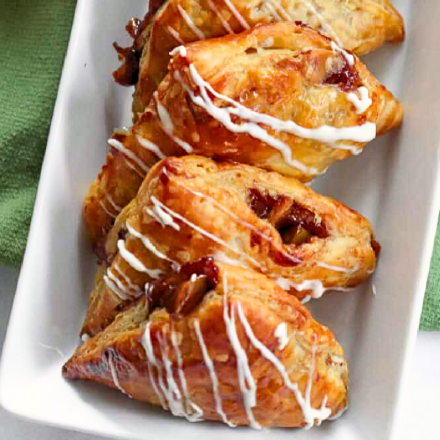 Puff Pastry Apple Turnovers