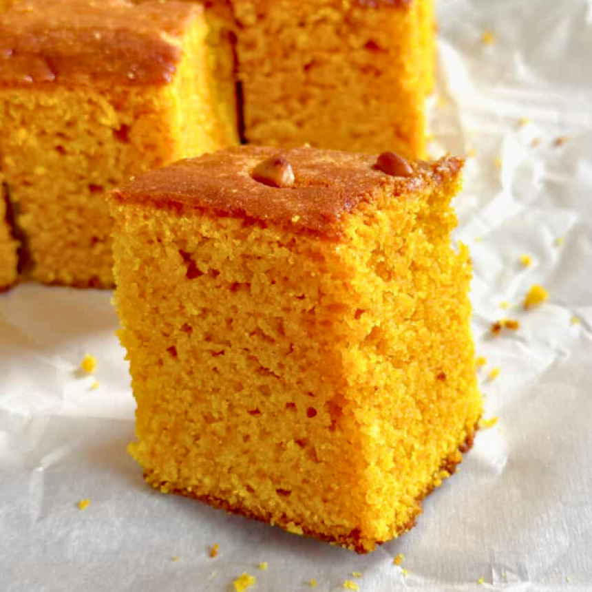Sfouf (Lebanese Turmeric Cake)