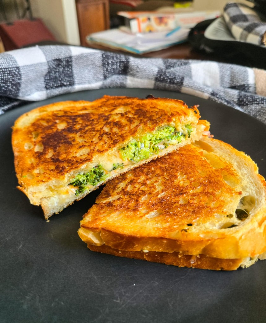 Smashed Broccoli Grilled Cheese Sammies