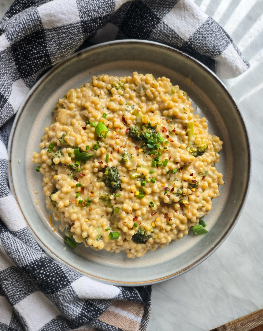 Creamy One Pot Boursin, Broccoli & Chedd...