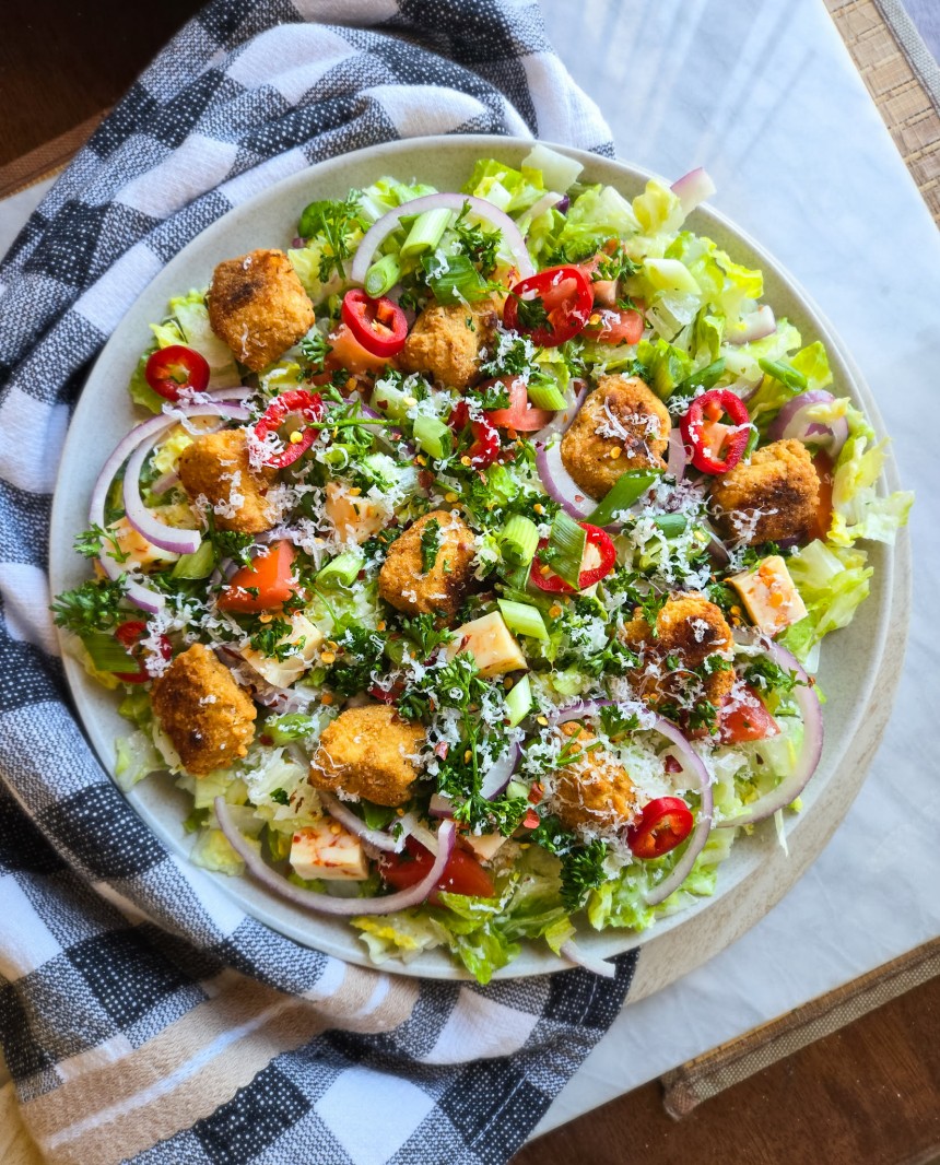 Chik'n Fresno Ranch Salad