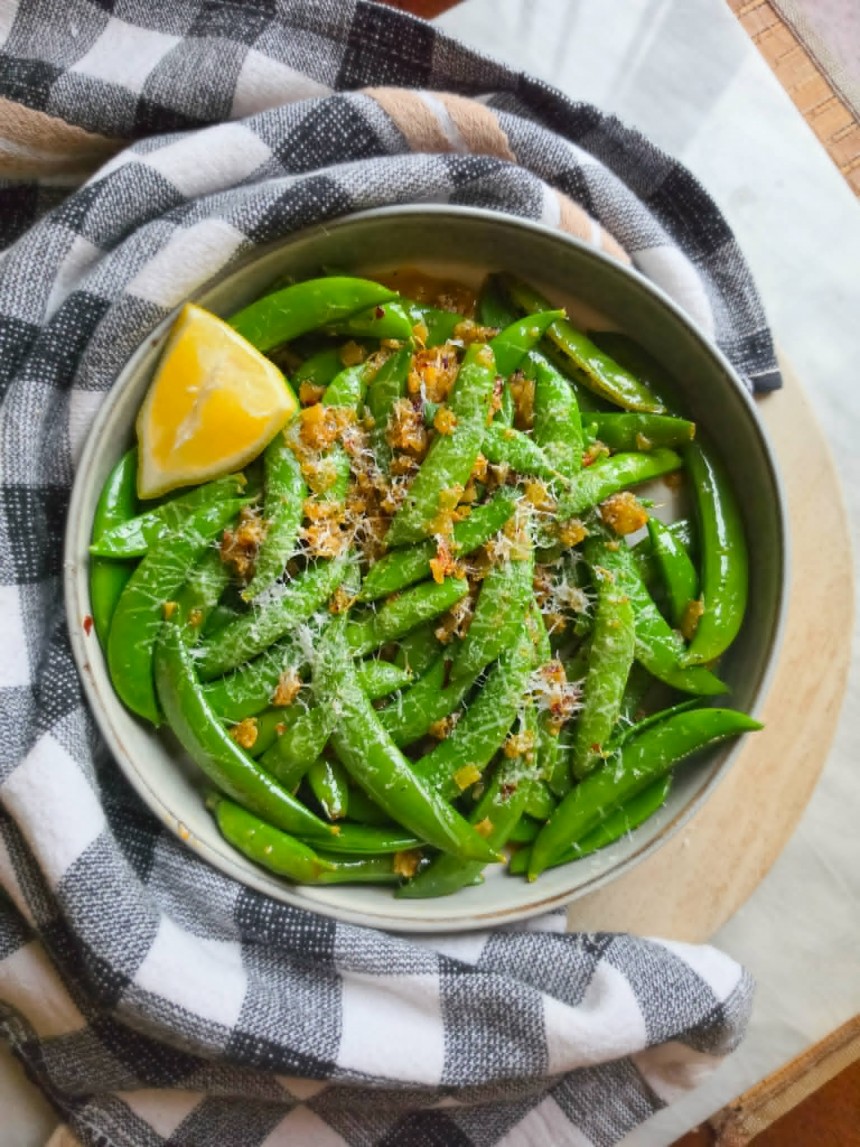 Buttery Garlic Snap Peas