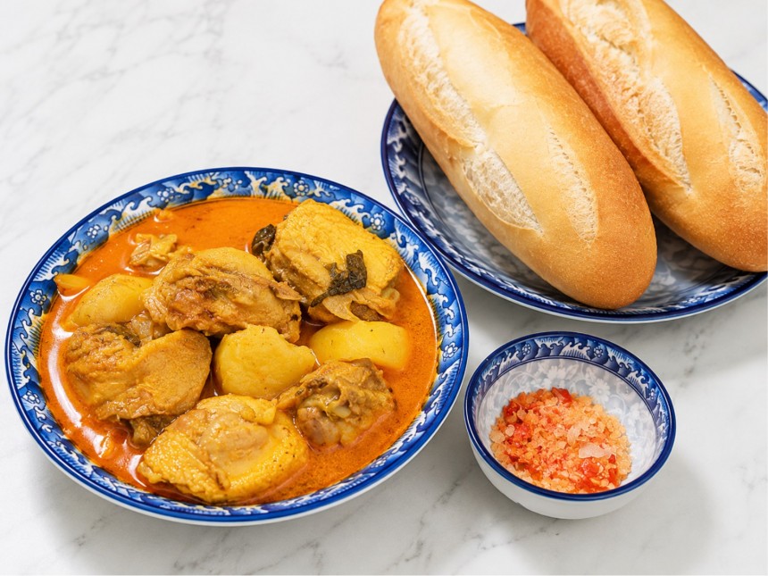 Vietnamese Chicken Curry (Cà Ri Gà)