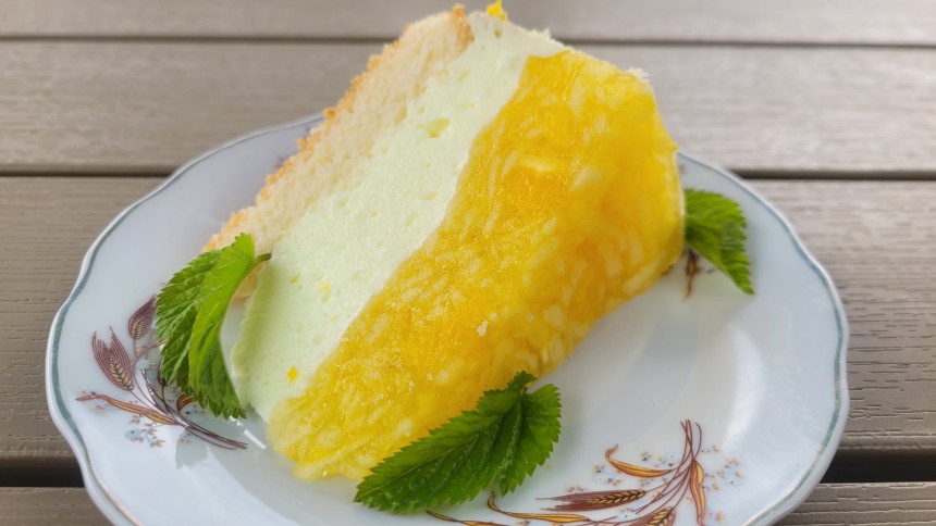 Apple and Orange Fantasy Cheesecake