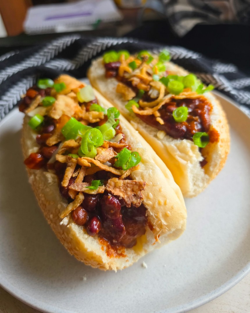 Quick Chili Dogs for Dinner
