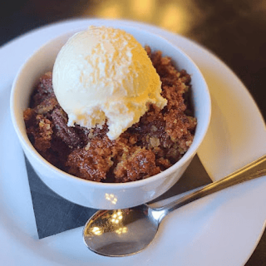 Maple Syrup Dump Cake: A Deliciously Sim...